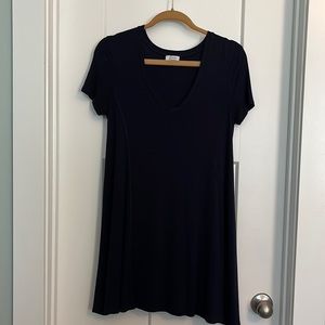Navy blue knit Zara swing dress. comfy & cute. Great for travel! Short sleeve